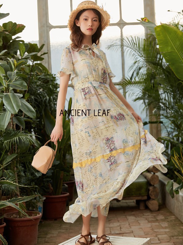 古树叶女装2023春夏季白色连衣裙