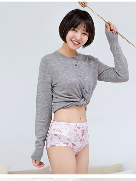 彩田内衣2023春夏季粉色无痕内裤