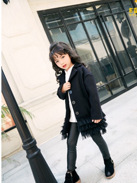 e童依派童装2023春夏季白色T恤