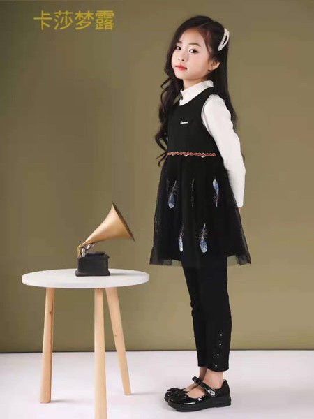 卡莎梦露童装2023春夏季黑色吊带裙