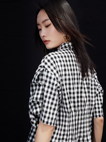 凯恩女装2023春夏季白色衬衫