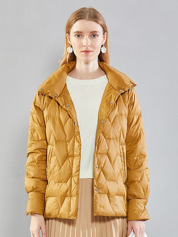 恺诗依女装2022秋冬季白色针织衫