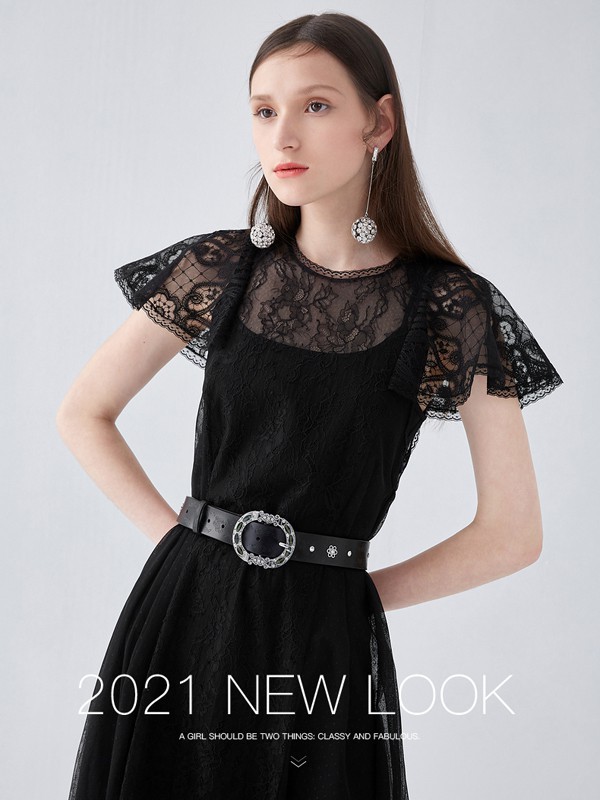 可可尼女装2023春夏季黑色连衣裙