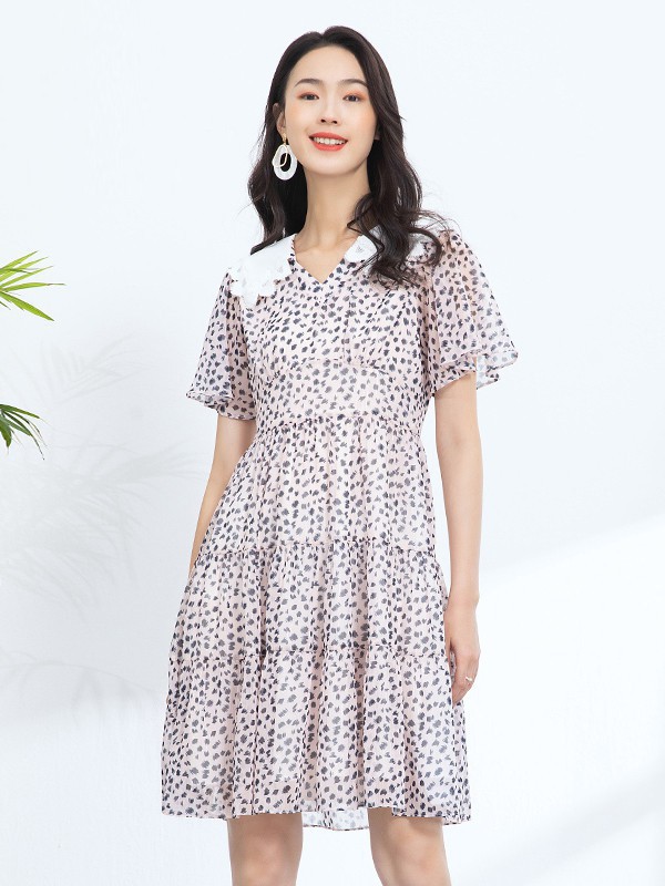 爱美斯女装2023春夏季灰色连衣裙