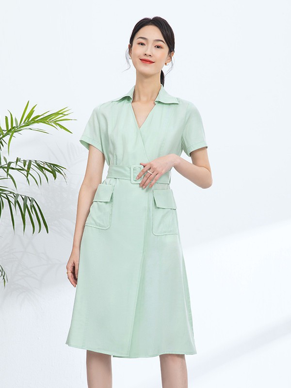 爱美斯2023春夏季绿色衬衫裙