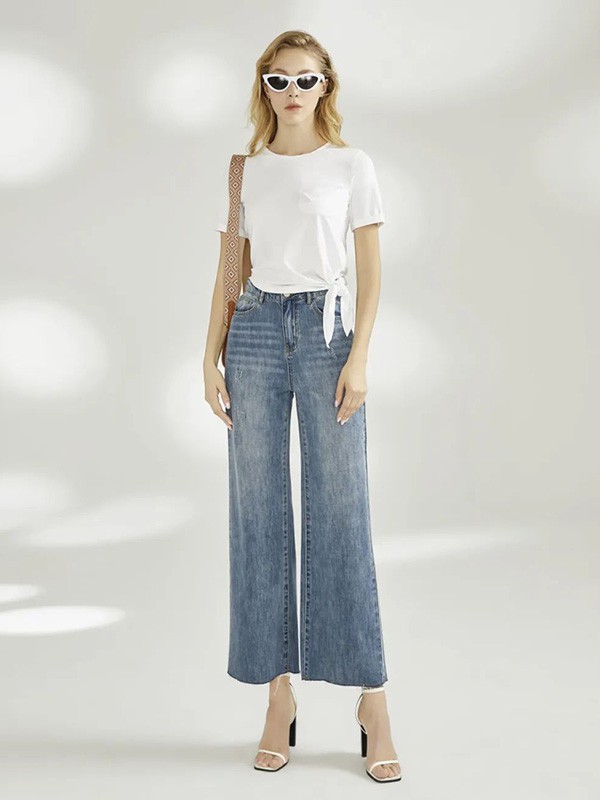 依目了然女装2023春夏季白色T恤