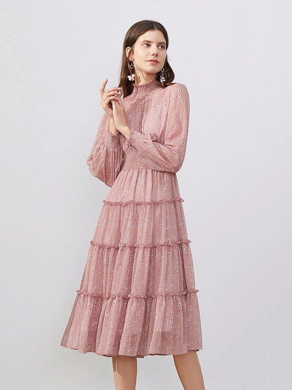 依目了然女装2023春夏季粉色连衣裙