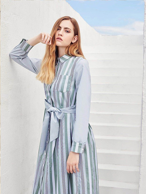 珂珀女装2023春夏季蓝色衬衫裙