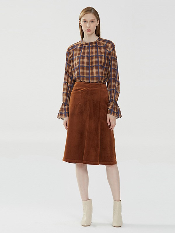 IGO&EGO女装2022秋冬季咖啡色包臀裙