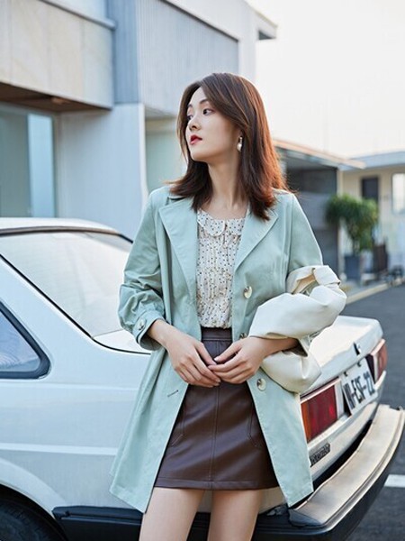 茜舞女装2022春夏季咖啡色短裙