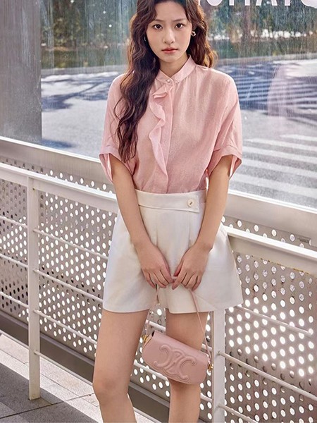 钟情忆语女装