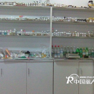 提供中高档化妆品代加工OEM