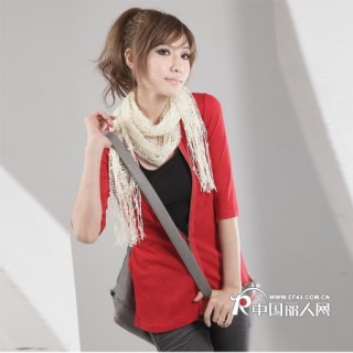 虎门服装批发，夏季服装清仓 秋冬装长袖T恤 牛仔裤批发 卫衣批发。外贸女装,服装