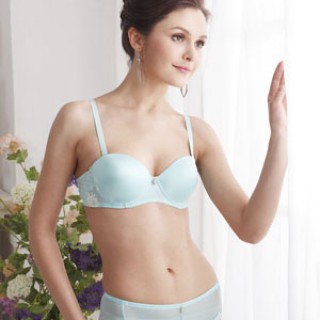 加盟开店-开伊之美品牌内衣店