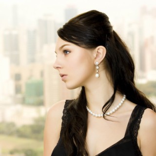 开女式内衣店，看看珍妮花再决定