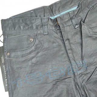 “1号仓库38元牛仔”—打造低端牛仔强势品牌