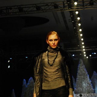 时尚、个性、休闲、黑白经典---珂罗娜女装！！全球限量招商中！！！