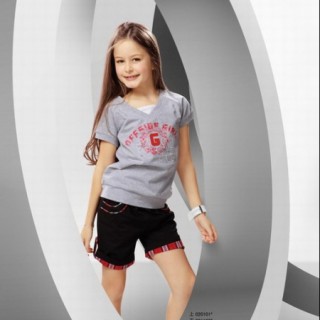 越位少年装 健康少年，快乐成长