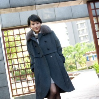 攀财富高峰，伊芙嘉品牌折扣女装秋冬装火爆招商。