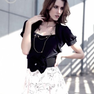 加盟菲纹折扣女装丰厚利润回报  巨大市场空间