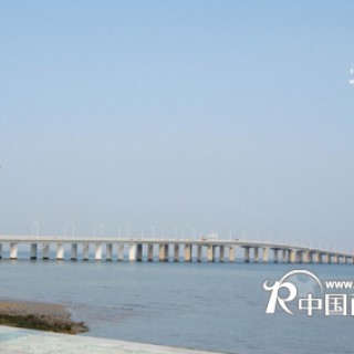 国际品牌高级女装‘画你’诚招全国加盟代理商，我们可以为你提供绝对个性的高档女装.