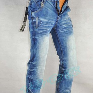 1号仓库38元牛仔裤 蓝天白云时尚男牛仔裤