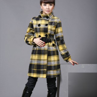 折扣女装店，辉榕连锁加盟店--造就您成功的未来 ！