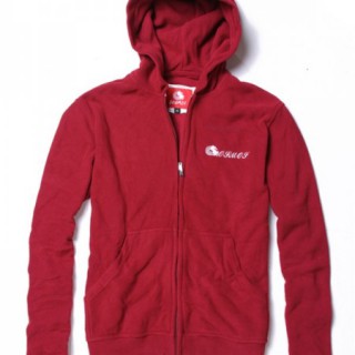 2010年的秋天，潮人喜爱潮流品牌——donmir！you are what you are wear