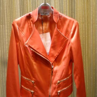 阿衣米兰为所有追求独立自由、时尚优雅、自信乐观的都市女性增添女性魅力