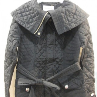 美丽相约百川折扣品牌女装