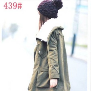 郑州服装批发韩版外套批发东莞服装批发西单商场羽绒服女毛衣外套批发