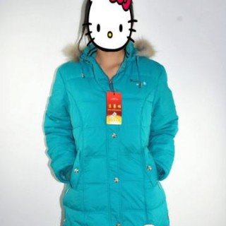 义乌服装批发网长款棉衣通辽服装批发原单羽绒服女装中长款棉衣批发