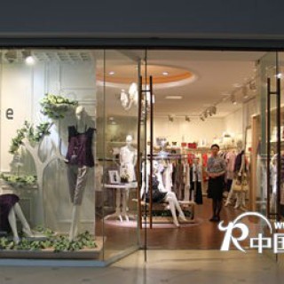 知名女装品牌纳薇期待与您的合作，全国招商启动中。。。