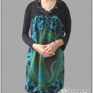 清仓外贸女装亏本甩： www.51spring.cn