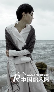 热烈庆贺深圳因为女装服装展销会成功举行