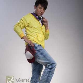 凡色牛仔裤加盟