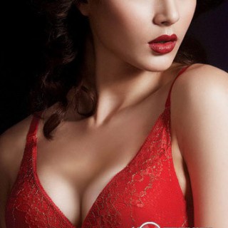 新感觉邀您演绎时尚潮流的内衣经典 加盟热线：400－623－0007