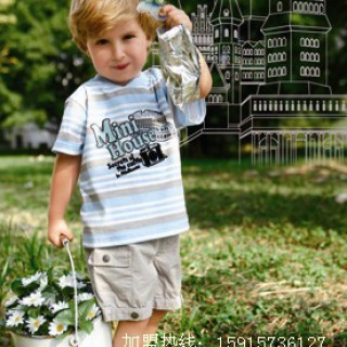 十大童装品牌“迷你屋”店内经营策略