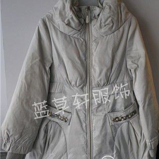 供应品牌女装库存秋冬装批发