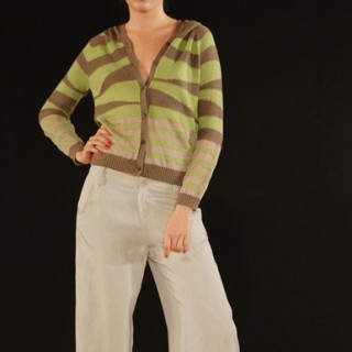 莫名女装诚邀您的加盟合作~~~~