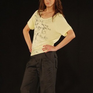 莫名品牌女装是您2011年投资最佳女装品牌