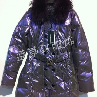 品牌女装库存尾货羽绒服批发