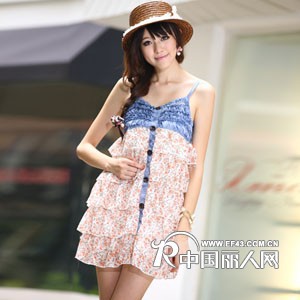 依莱淇韩版热卖 2011夏女新款牛仔碎花层叠设计无袖吊带背心短连衣裙