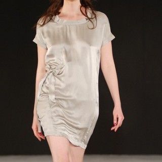 莫名女装2011春夏新品全新亮相