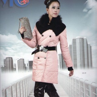 冬装必备大袄批发女装批发摩登时尚羽绒服批发依潮服饰专批