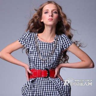 折扣女装女装折扣品牌折扣服装品牌折扣服饰品牌折扣罗伦服饰