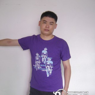 6万件时尚男T全清5元