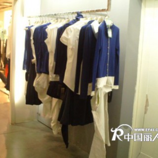 漂亮女人的衣柜------莫名女装