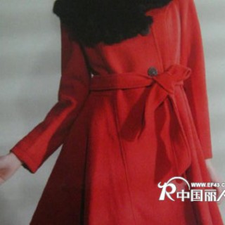 2011最新款女装水木一村品牌折扣女装招商中！！！