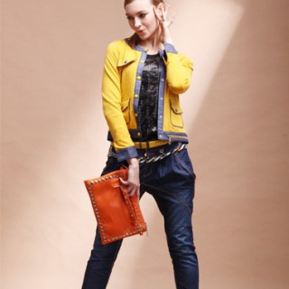 衣密语/EMIYU时尚女装加盟 塑造都市时尚范